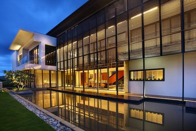Embassy Boulevard residential community